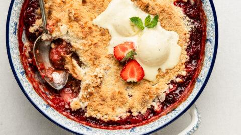 aardbei rabarber crumble-1