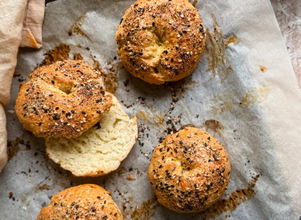 cottage cheese bagel-1