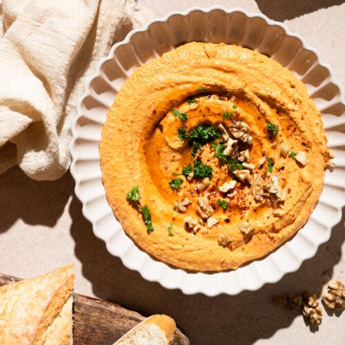 romige paprikadip met feta en walnoten-1